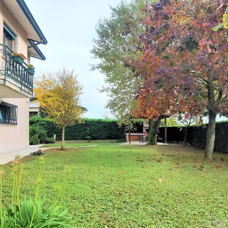 Сasa de vacaciones Gioia Nelle Selve Family House -