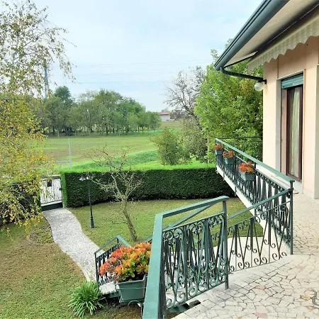 Сasa de vacaciones Gioia Nelle Selve Family House -